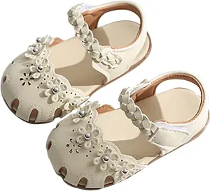 2025 Toddler Baby Girls Closed Toe Flat Sandals Cute Soft Sole Slippers with Ankle Strap Summer Beach Vacation Shoes