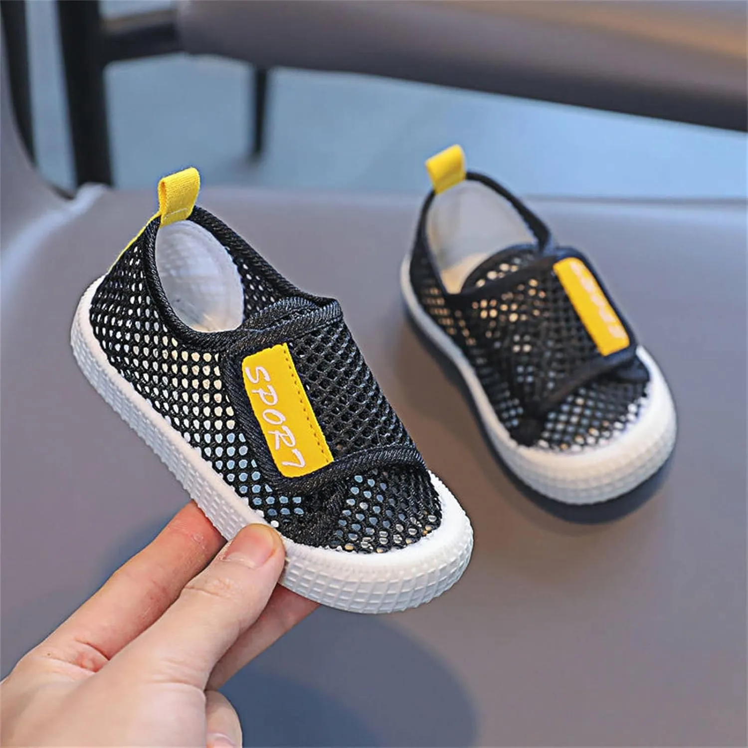 Baby First-Walking Kid Shoes Hollow Out Breathable Shoes Soft Sole Non Slip Wear Toddlers Lightweight Water Shoes