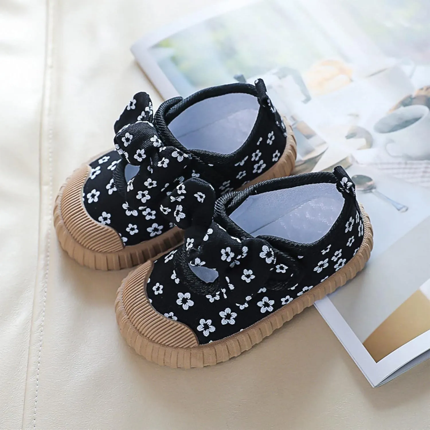 Baby Girl Shoes Soft Sole Floral Bow Comfortable Breathable Shoes Newborn Infant Mary Jane Flats Baptism Shoes (Black, 18-24Months)