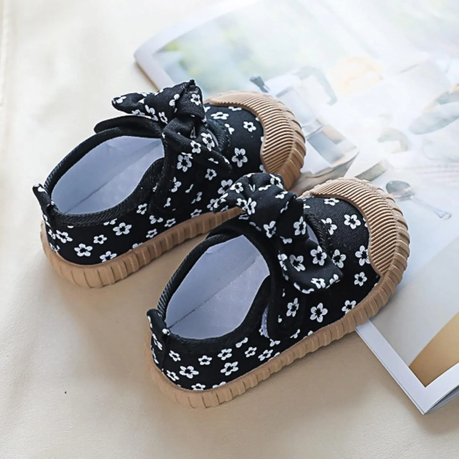 Baby Girl Shoes Soft Sole Floral Bow Comfortable Breathable Shoes Newborn Infant Mary Jane Flats Baptism Shoes (Black, 18-24Months)