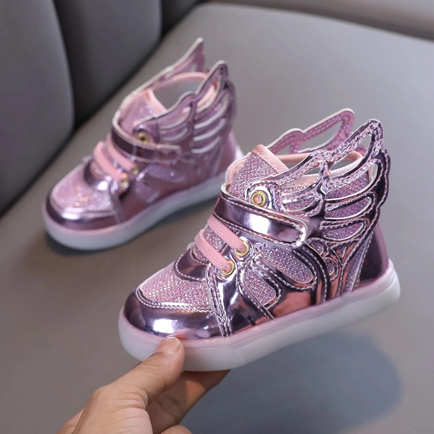 Baby Girls Led Light Sneakers Bling Luminous Sport Shoes Mesh Breathable Shiny Tennis Shoes with Angel ings