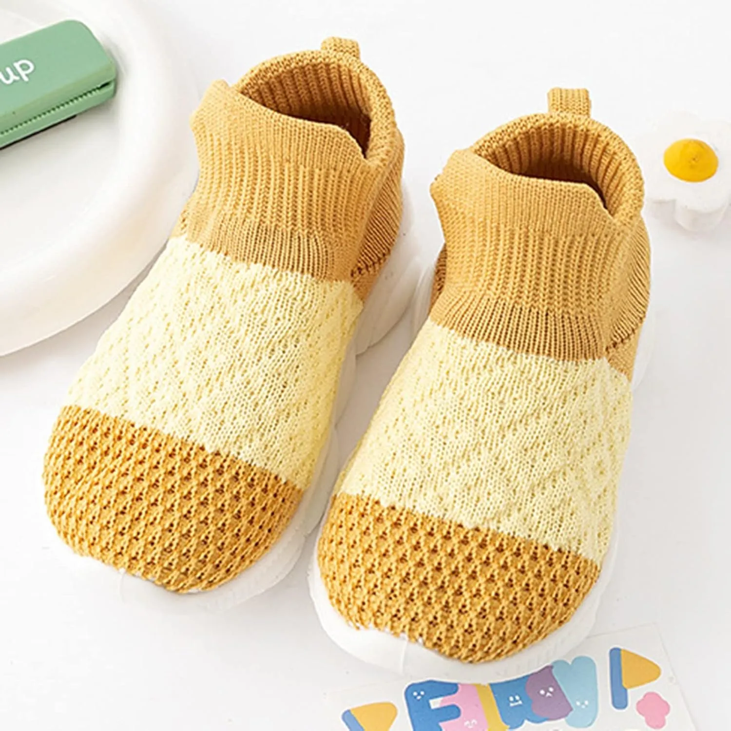 Children Shoes Fashion Thick Breathable Sneakers Baby Toddler Shoes Mesh Children Solid Color Girls Slip on Shoes Size 2