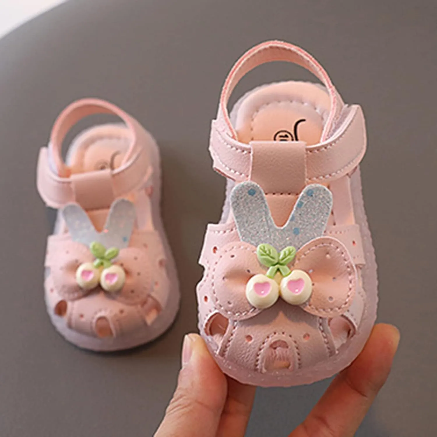 Children Shoes Flat Comfortable Soft Sandals Soft Sole Toddler Shoes Baotou Princess Light Kids Water