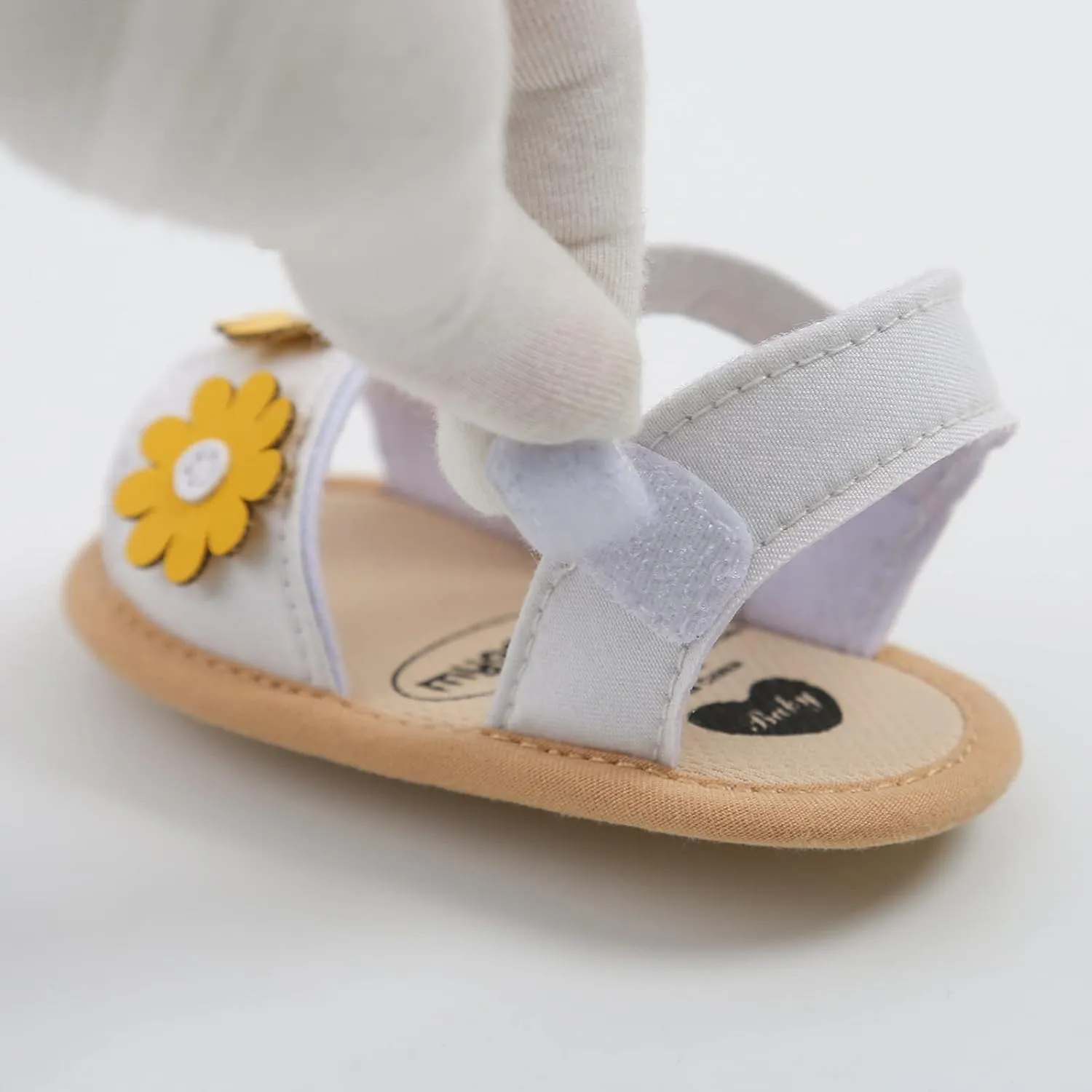 EnJoCho Children Shoes Baby Boys Girls Sandals Soft Sole Summer Shoes Baby Flat Shoes Outdoor Beach Shoes First Walkers
