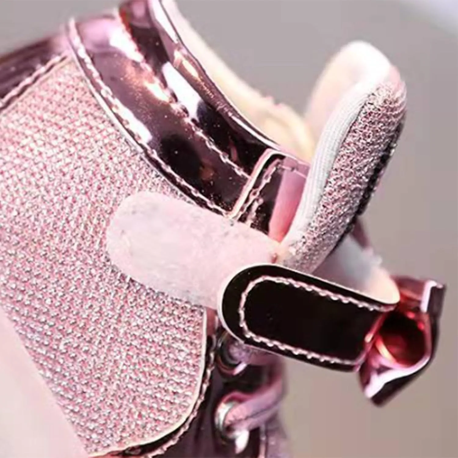 Fashion Toddler LED Light Shoes Boys Girls Bow Glitter Sequins Light Up Sneakers Kids Casual Soft Sole Shiny Shoes