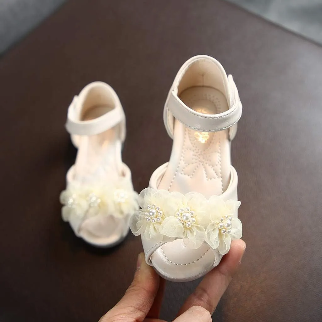 Girls Sandals Summer Open Toe Flats Shoes Dress Sandals Baby Girls Pearl Floral Party Princess Leather Shoes Sandals (Beige, 5.5-6Years)