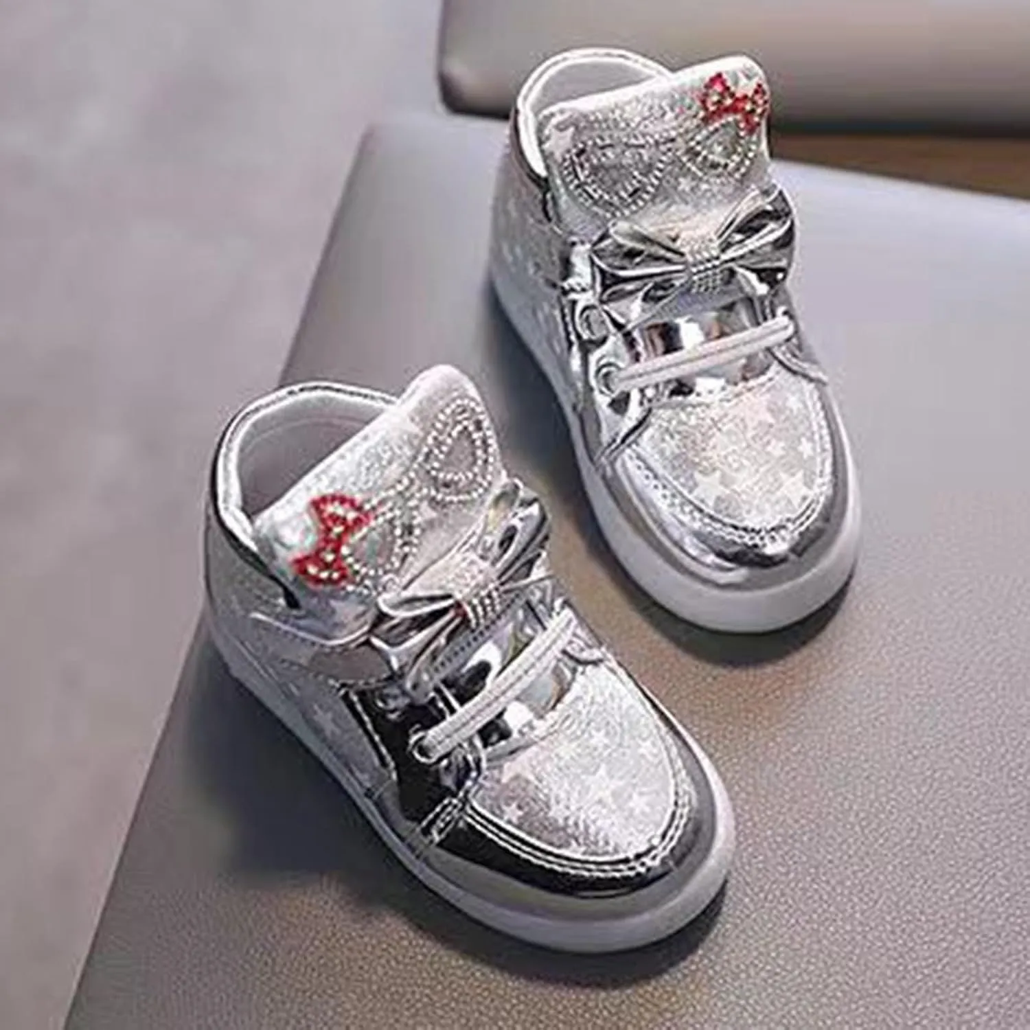 Light Up High Top Shoes for Toddler Kids Glowing Luminous Flashing Sneakers Baby Boys Girls Casual Fashion Shoes