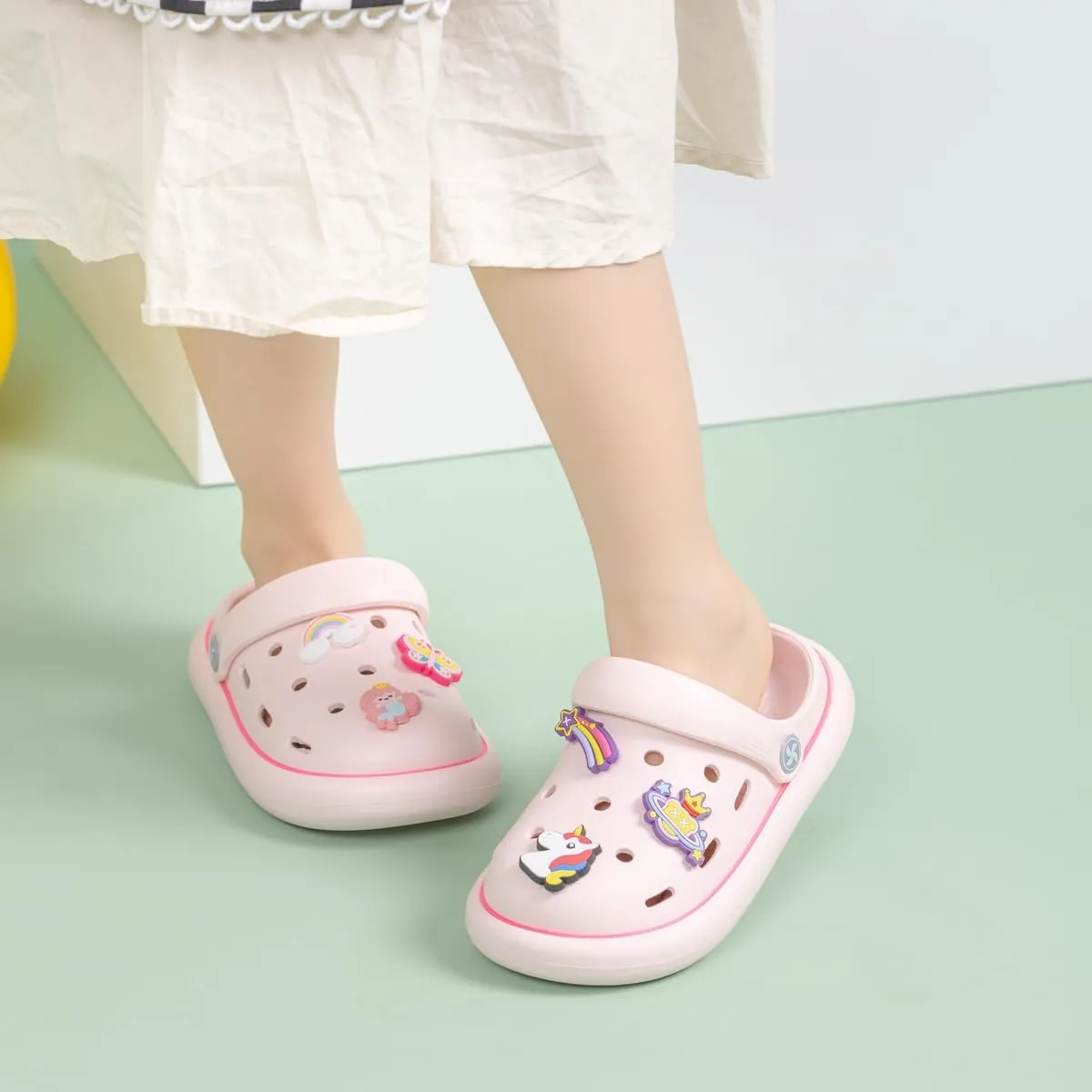 Miamooi Kids Girls Boys Clogs Garden Clogs Toddler Cartoon Slides Sandals Slip-on Water Shoes Indoor Outdoor Waterproof Beach Pool Slippers