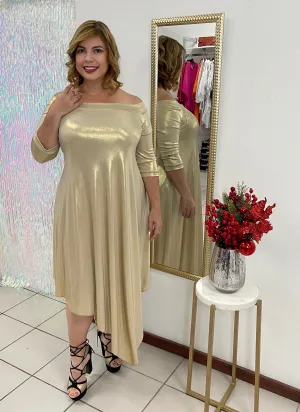 Plus Gold asymmetric by: Claudia Orozco
