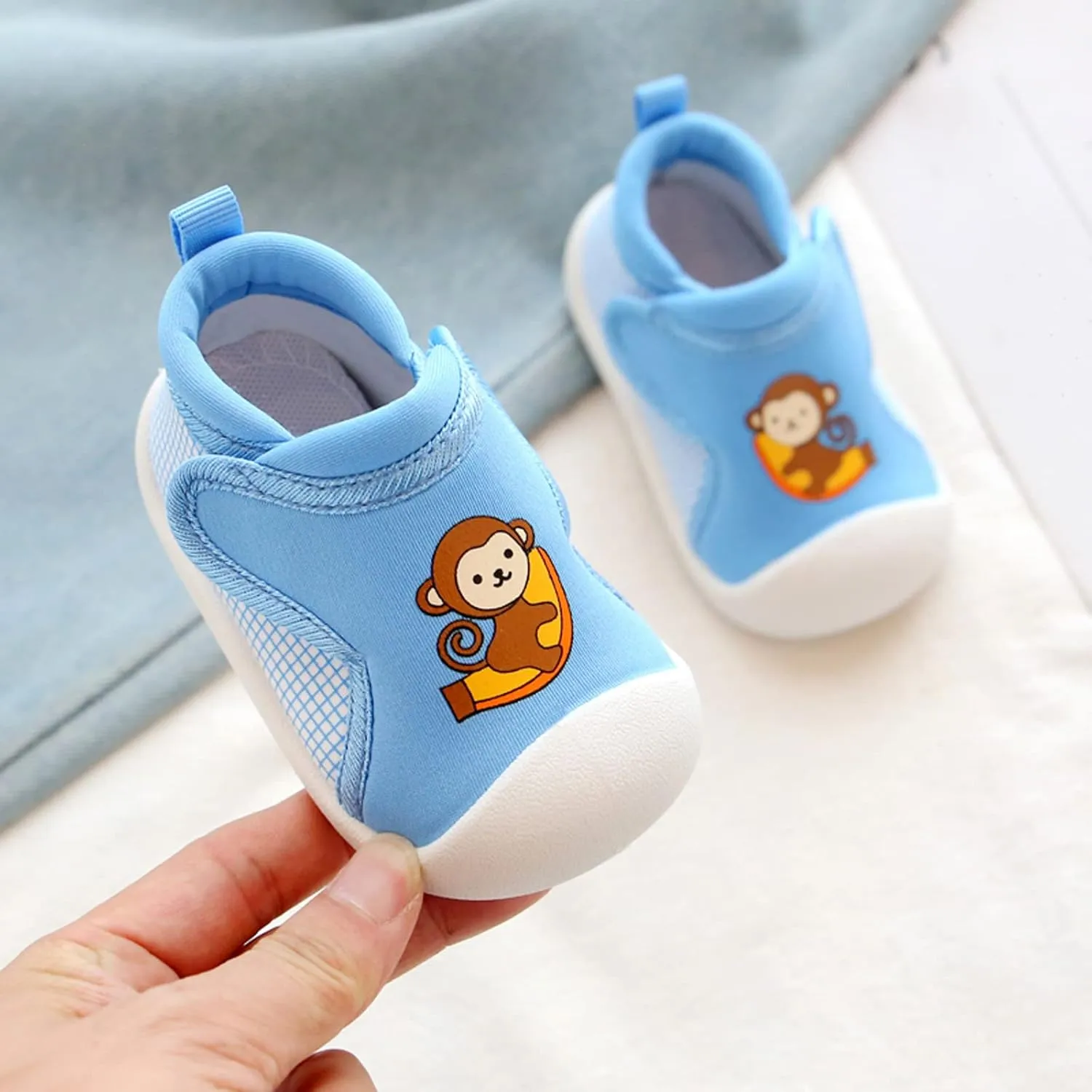 Toddler Boys Girls Walking Shoes, Non-Slip Soft Soles Unisex Baby Cute artoon Animals Slip On Prewalkers Shoes