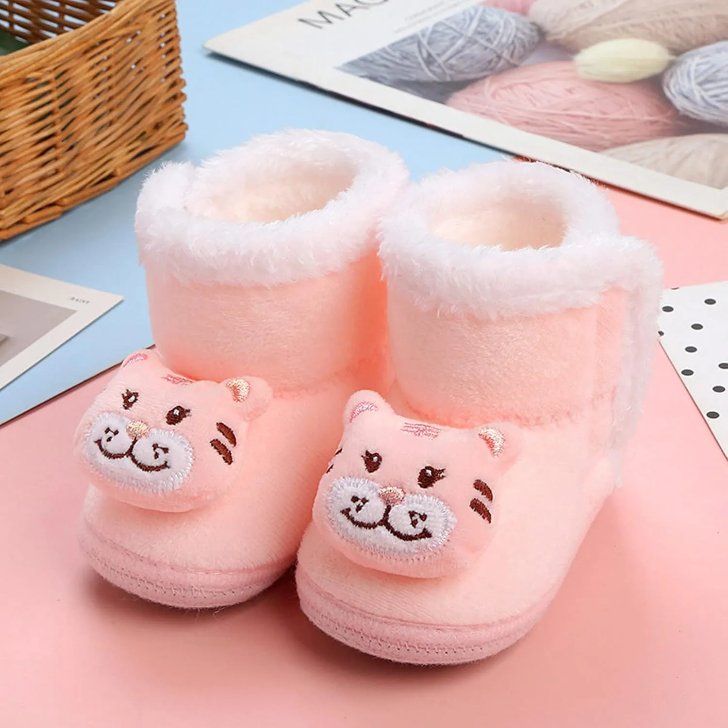 Toddler Girl Shoes Baby Boots Toddler Shoes Warm Booties Shoes Fashion Printing Non Slip Breathable Sneaker Slippers