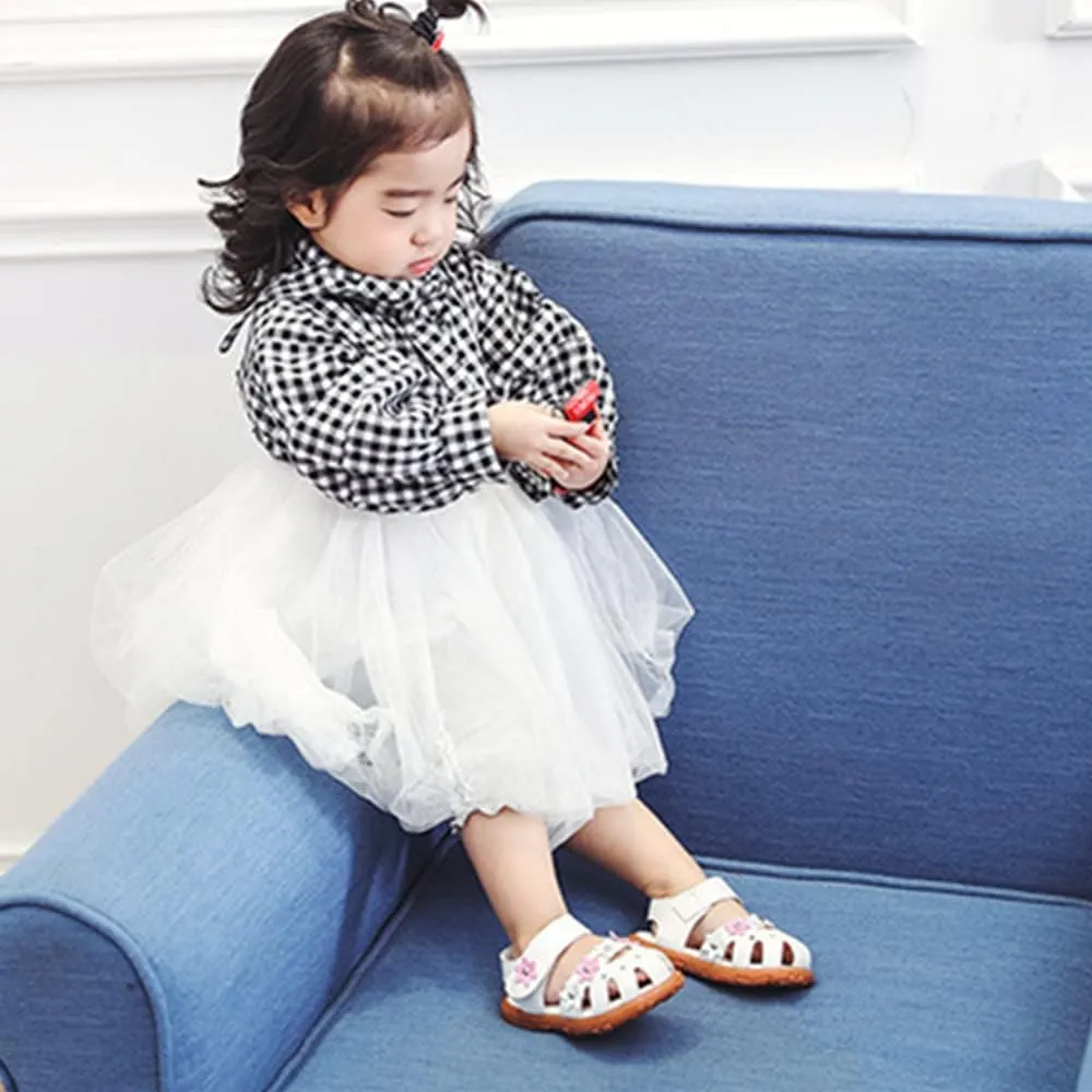 Toddler Little Girl's Summer Soft Closed-Toe Princess Flower Outdoor Casual Sandals for Kid Girl Lightweight Anti-Slip Leather Flats