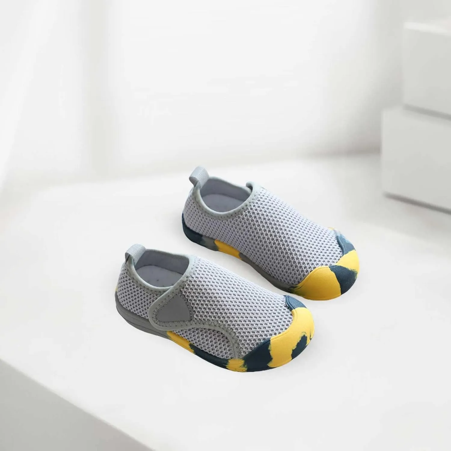 Toddler Sneaker Toddler Baby Boy Girl Shoes Breathable Shoes Baotou Mesh Baby Soft Sole Fashion Unisex Sneakers